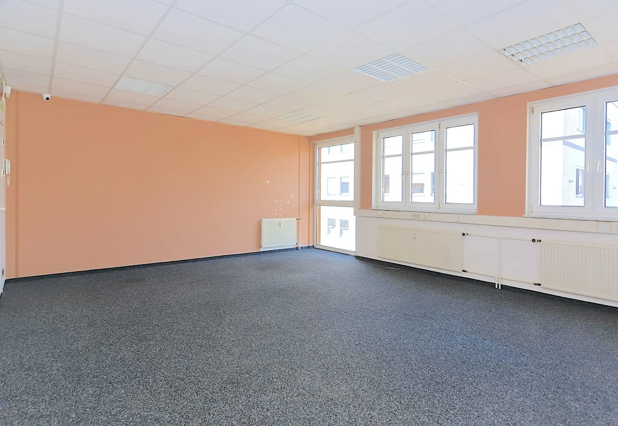 Büro 35 m² – ideal für Beratung oder kleine Teams