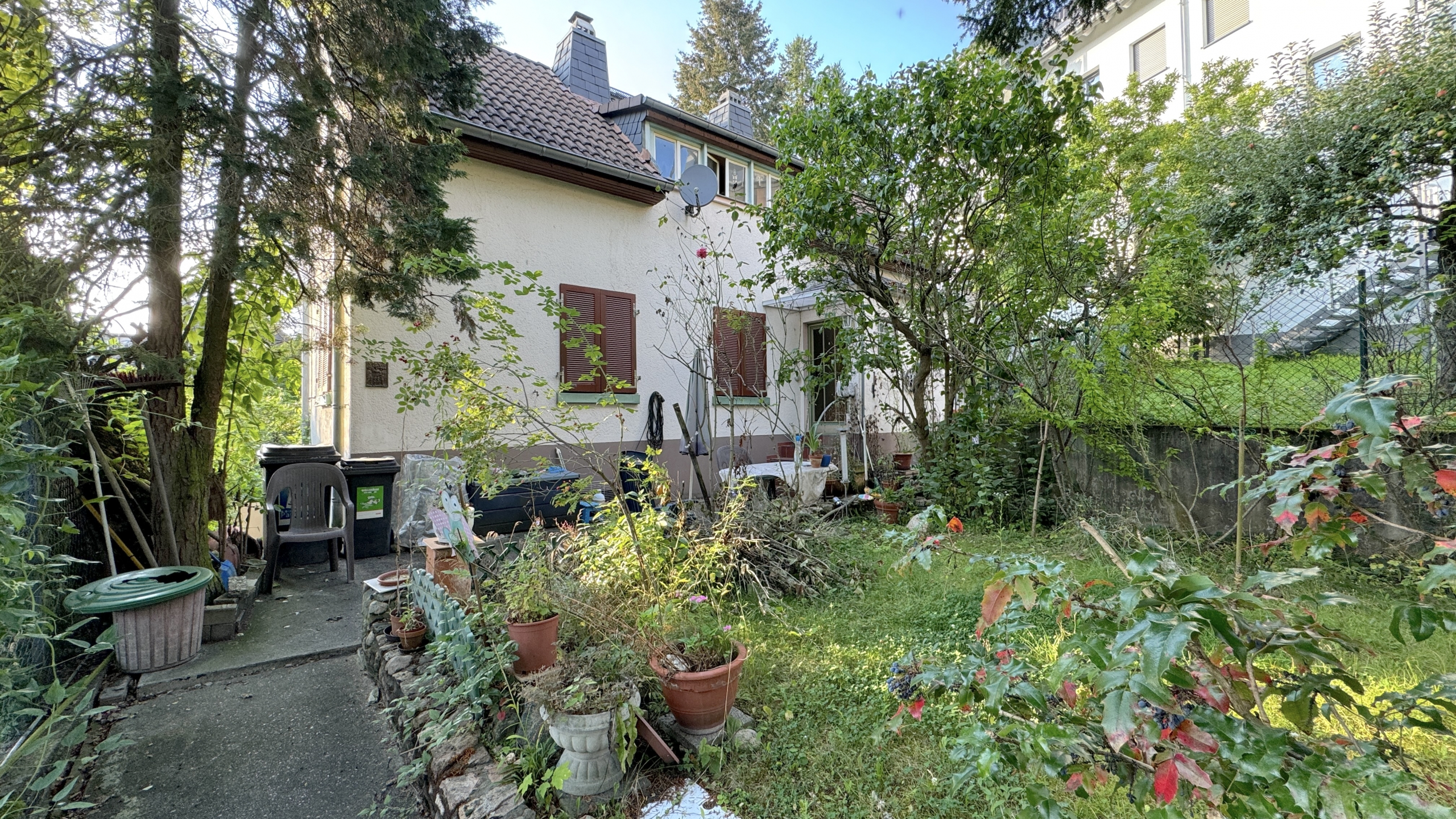 Freistehendes EFH in Wiesbaden inkl. Keller