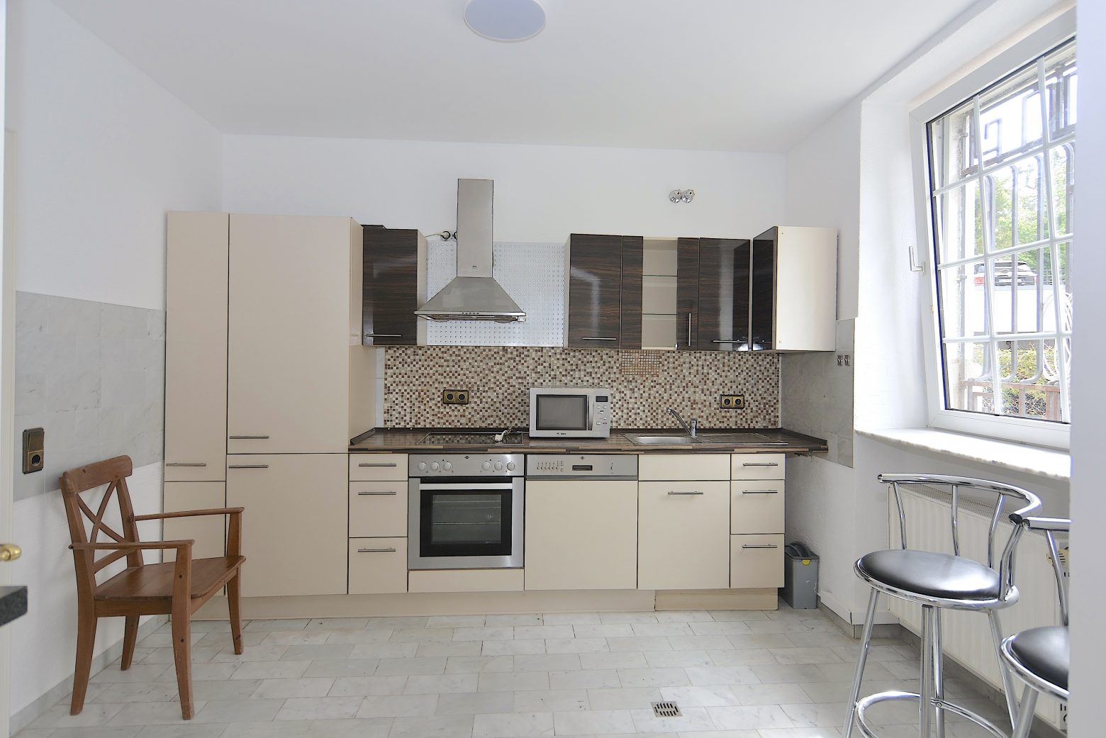 Frisch renovierte 3 Zi-Wohnung direkt am Kurpark
