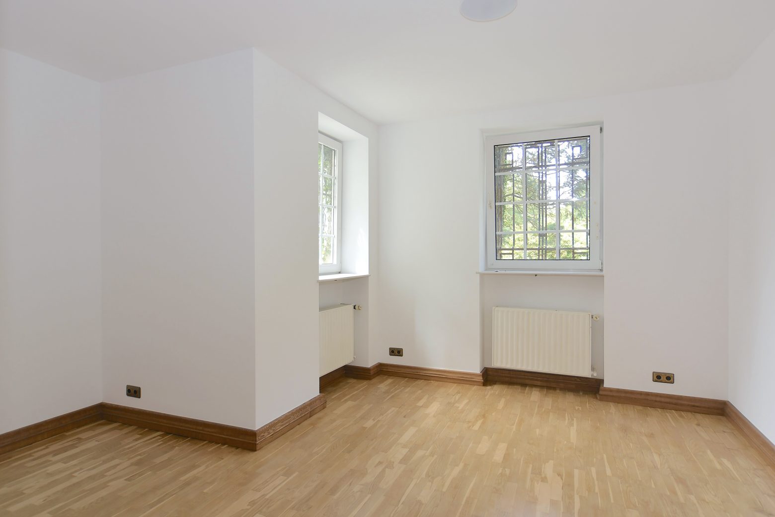 Frisch renovierte 3 Zi-Wohnung direkt am Kurpark