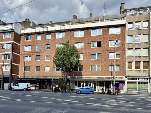Gepflegte 2 Zi-Wohnung mit Balkon, Innenstadtnähe