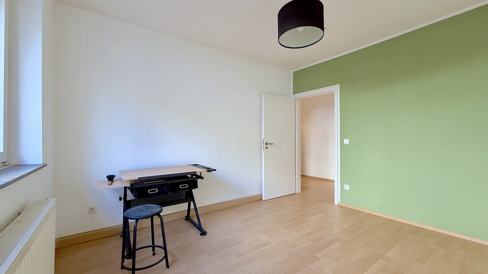 Gepflegte 2 Zi-Wohnung mit Balkon, Innenstadtnähe